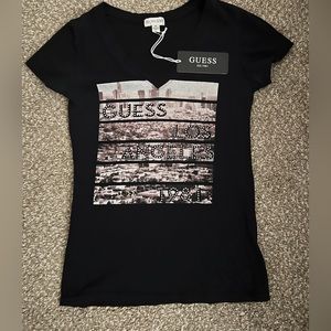 Black Guess T-shirt NWT